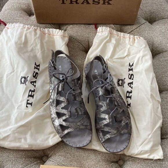 Trask Shimmery Metallic Sandals - Picture 10 of 16